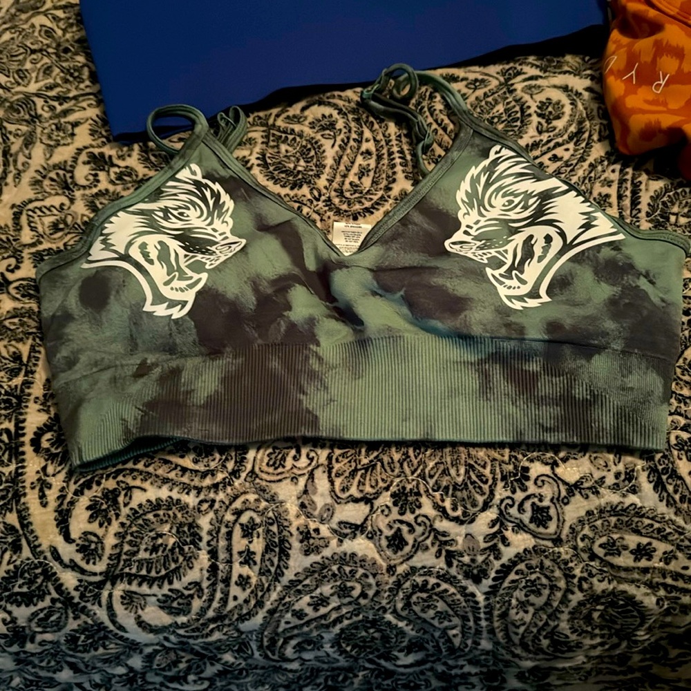 Darcsport sports bra — never worn!